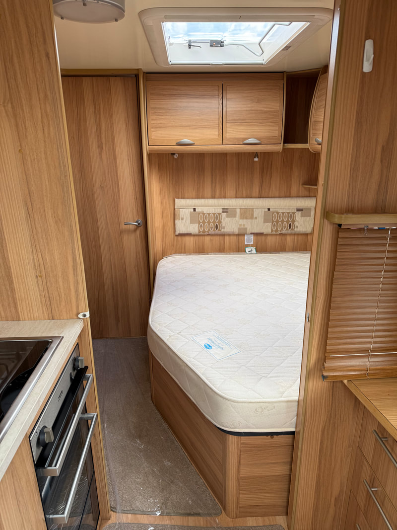 2011 Bailey Unicorn Valencia caravan photo 11