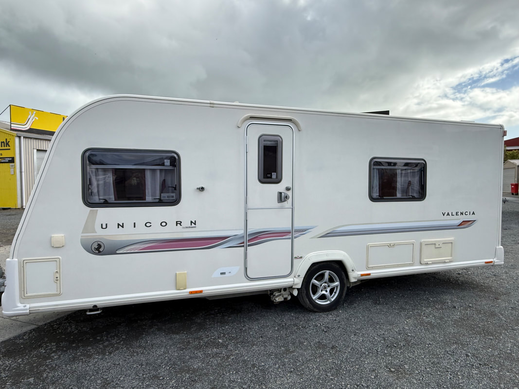 2011 Bailey Unicorn Valencia caravan photo 5