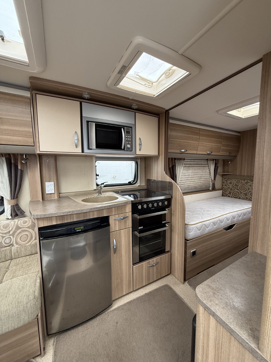 2012 Sterling Eccles Solitaire caravan photo 14
