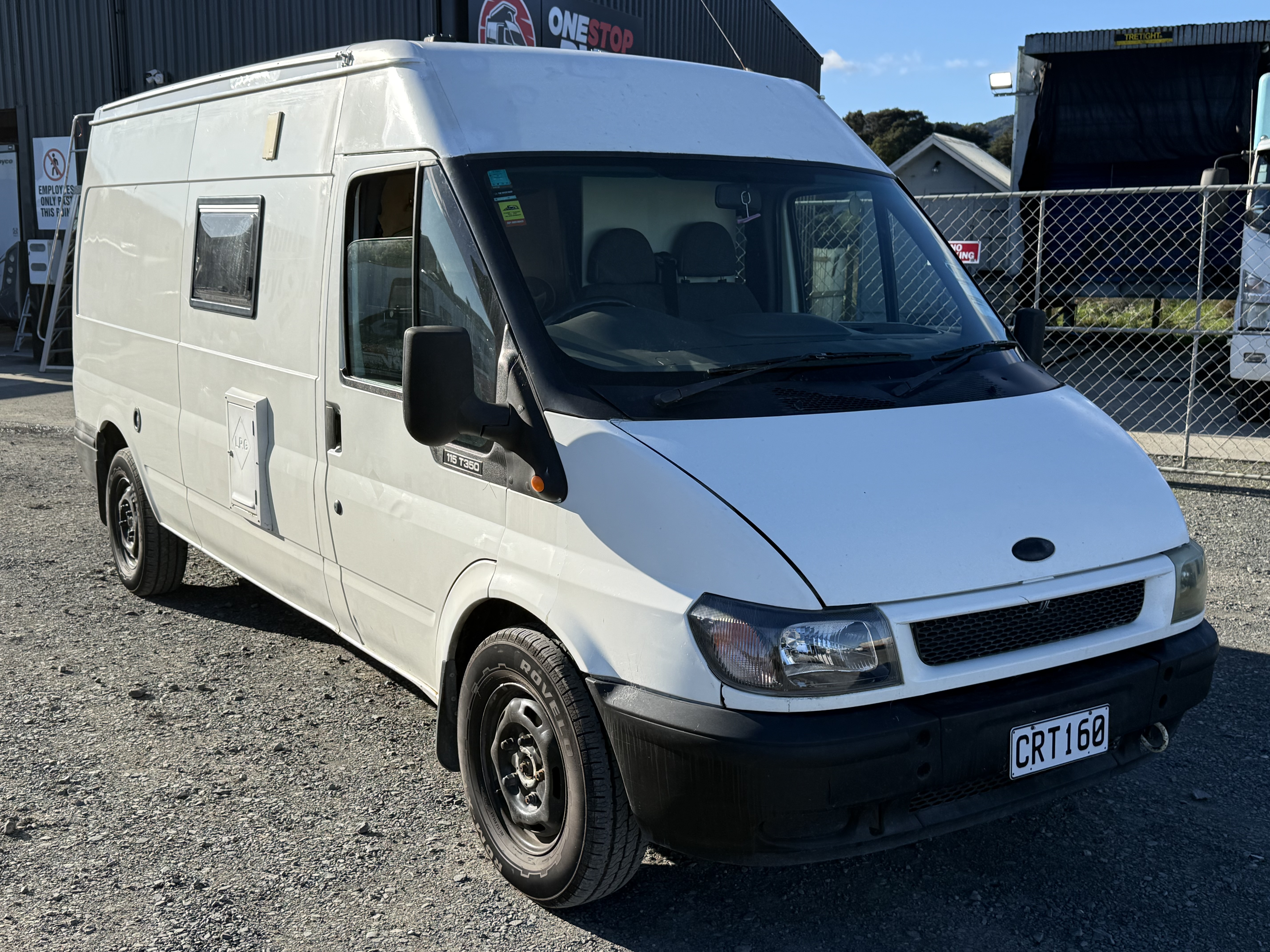 2005 Ford Transit Camper photo 1