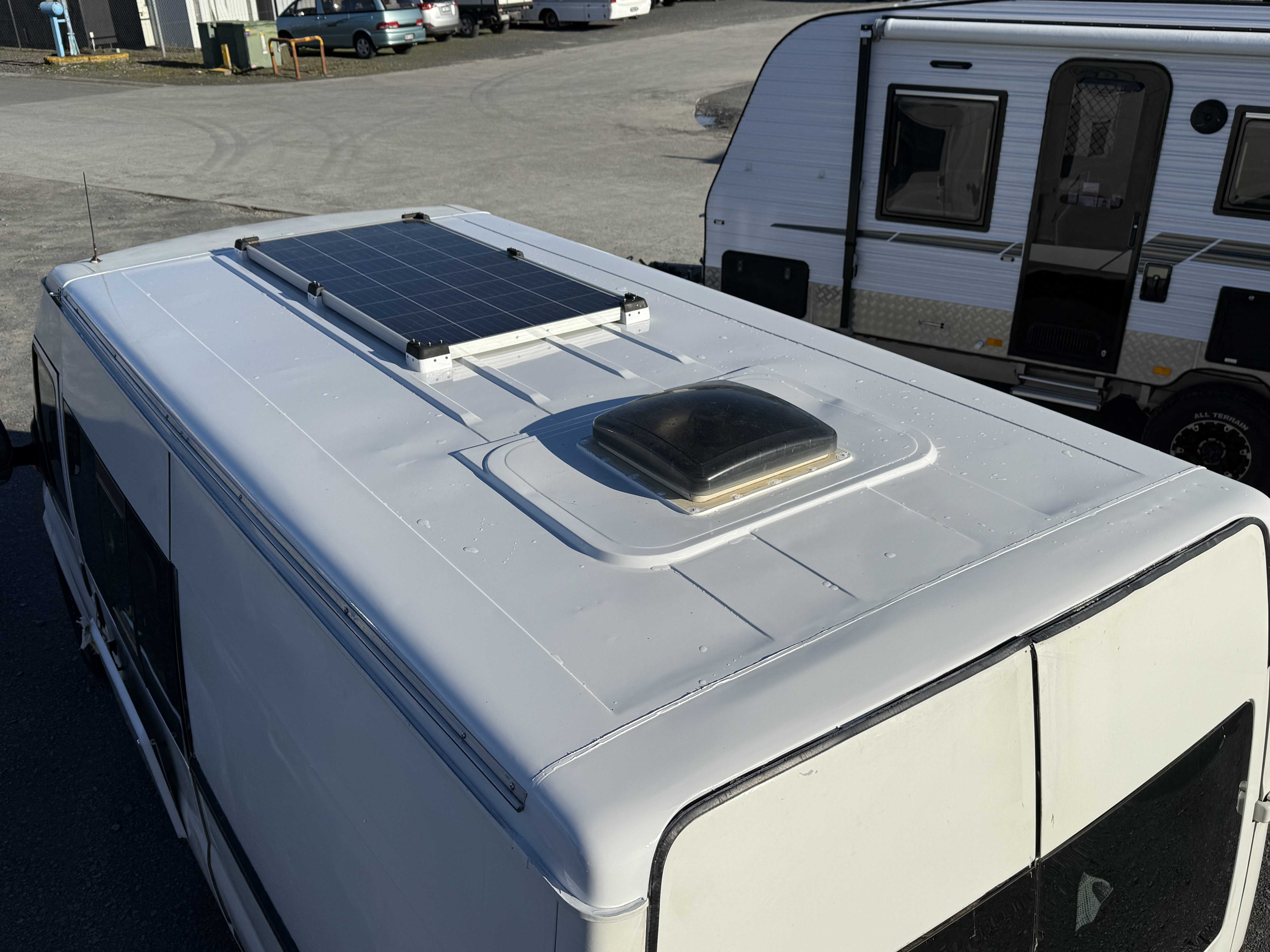 2005 Ford Transit Camper photo 5