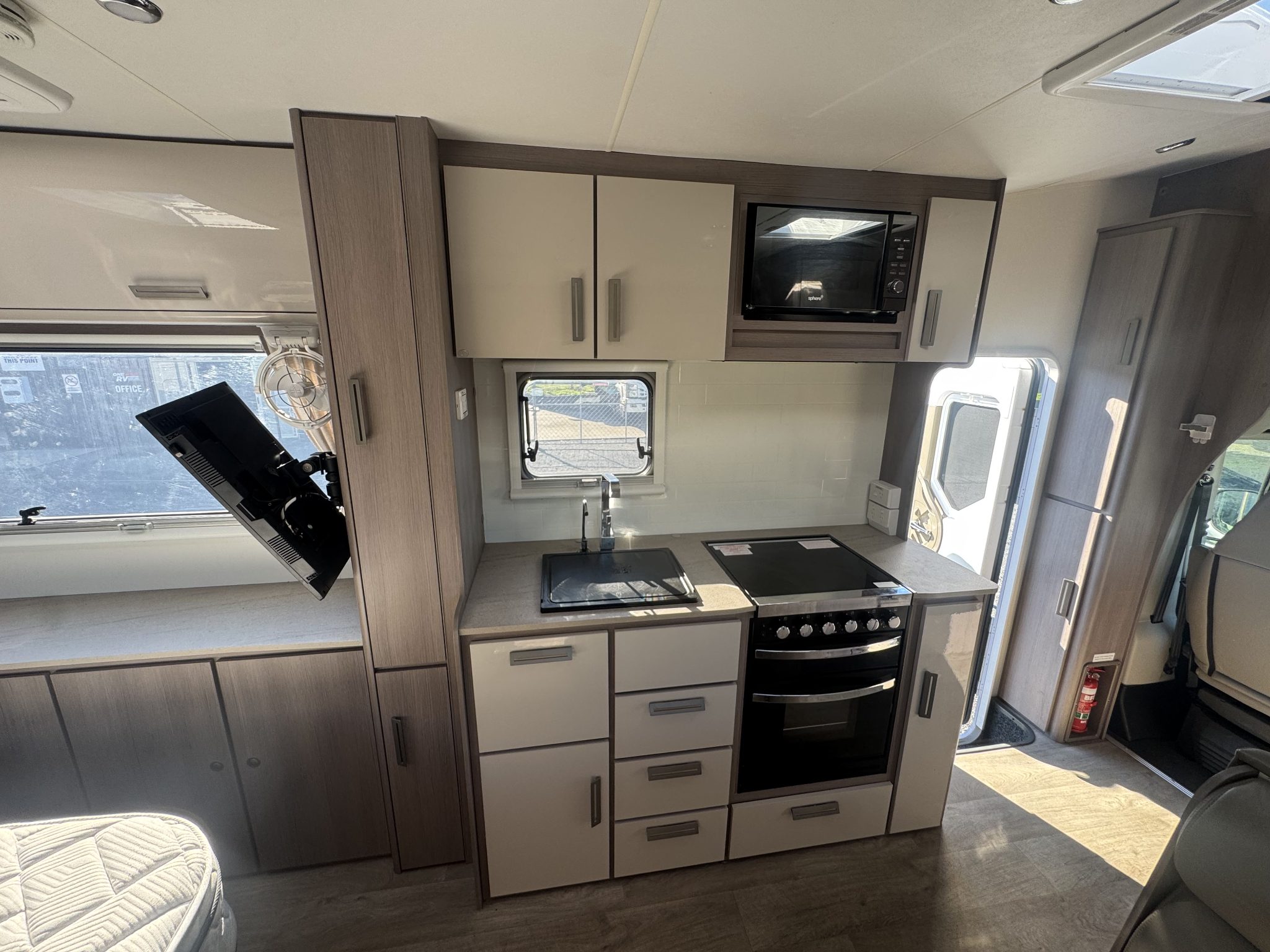 2022 Fiat Ducato Jayco Optimum motorhome photo 3