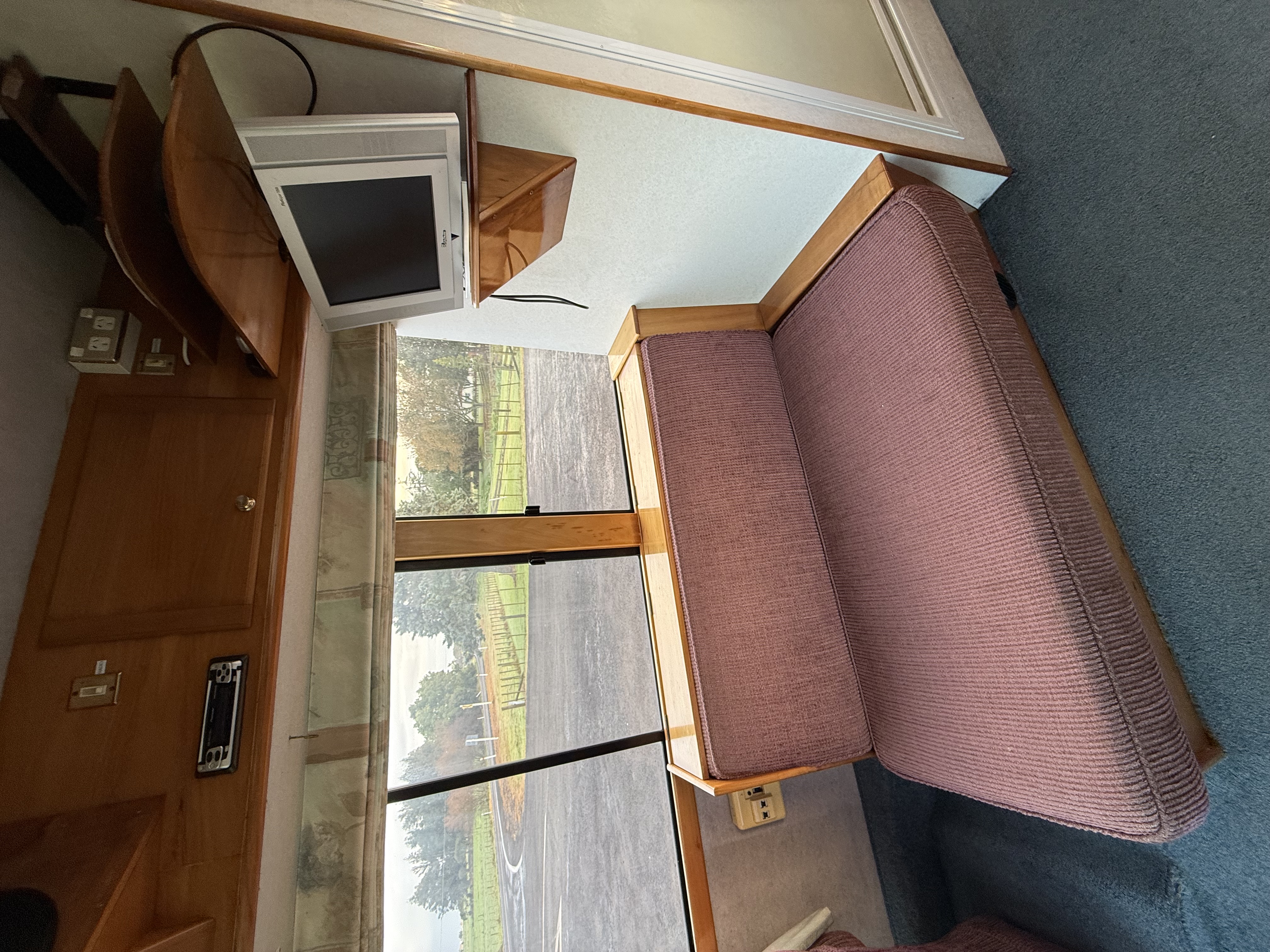 1990 Hino Rainbow Wide Body Bus Conversion photo 6