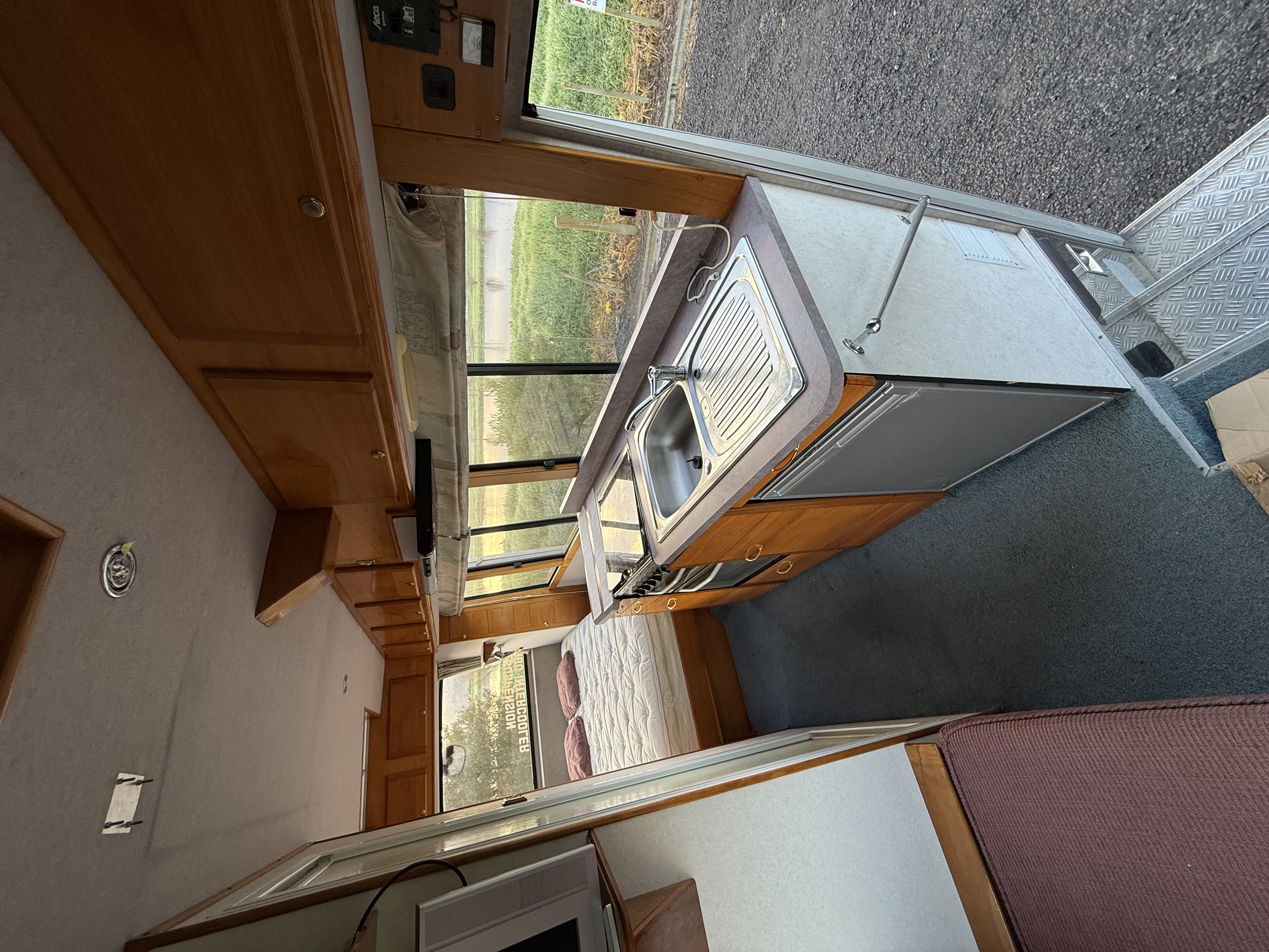 1990 Hino Rainbow Wide Body Bus Conversion photo 9