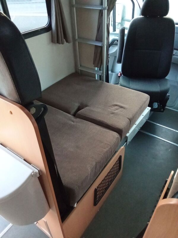 2016 Mercedes Benz Sprinter motorhome photo 2