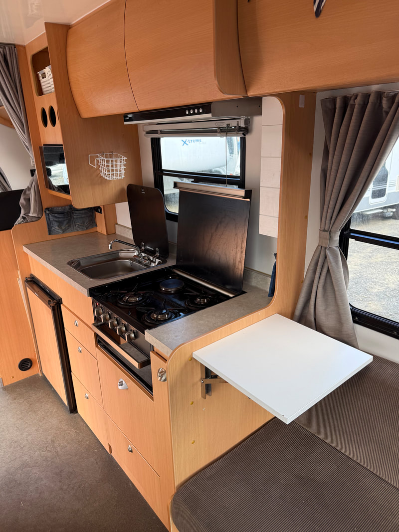 2016 Mercedes Benz Sprinter motorhome photo 24